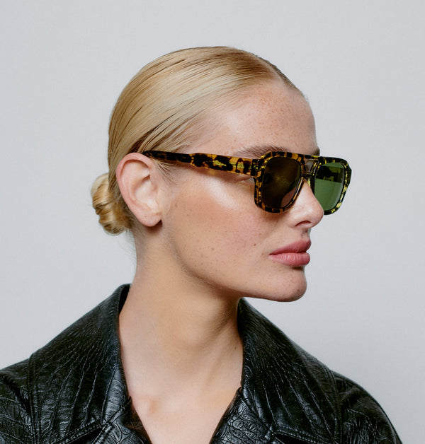 Kaya / Black Yellow Tortoise & Graphite Green Lens - Shade Files